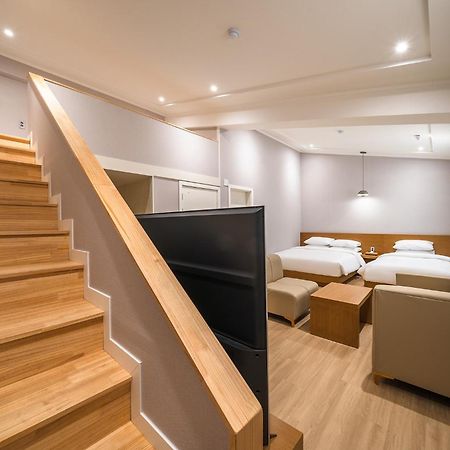 Mono Hotel スウォン エクステリア 写真