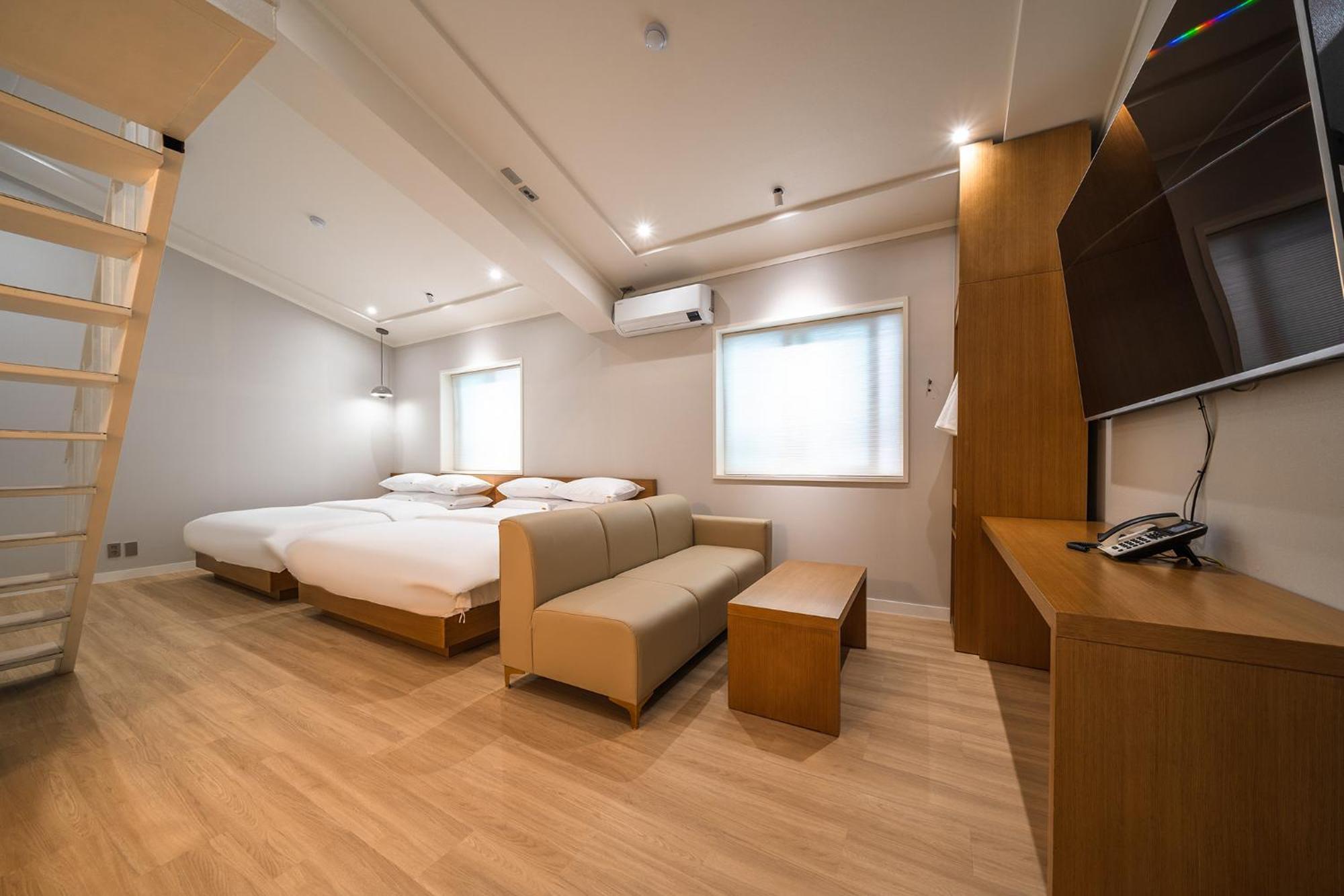 Mono Hotel スウォン エクステリア 写真