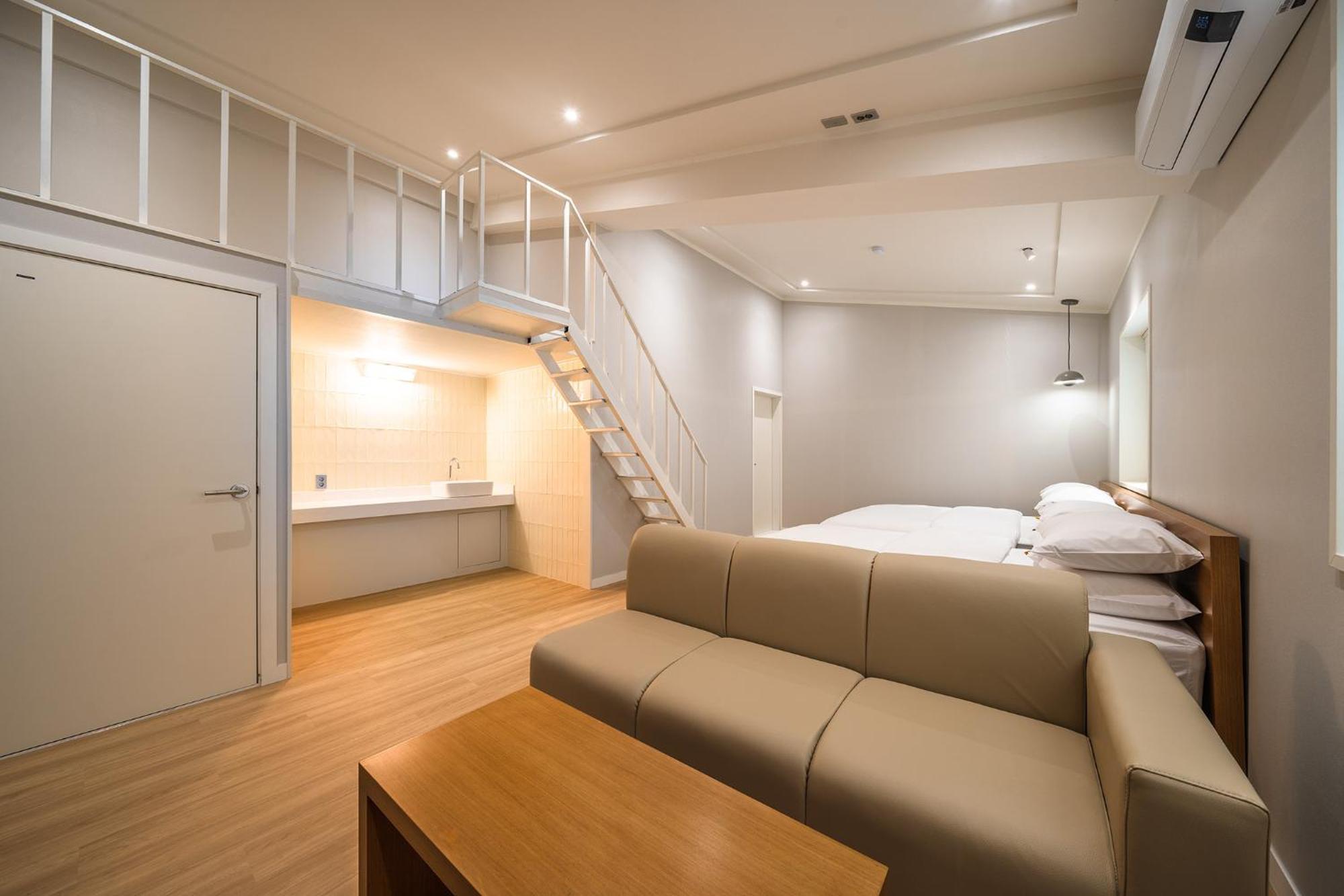 Mono Hotel スウォン エクステリア 写真
